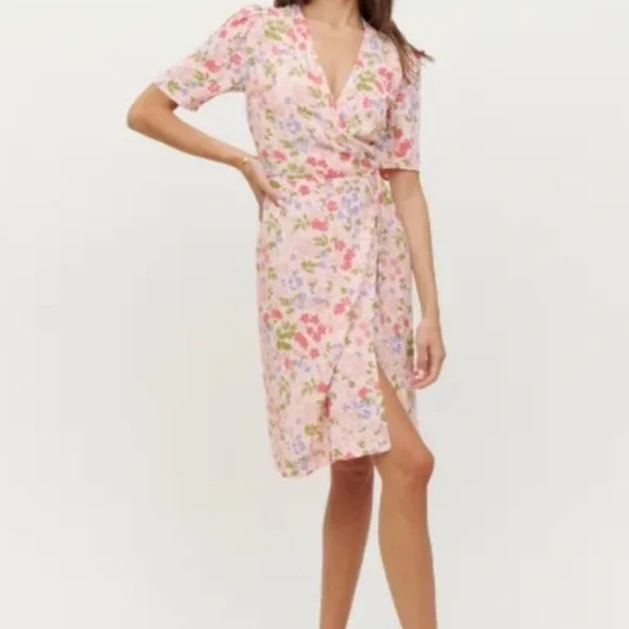 NWT Size Small Reformation Laurent Wrap Dress - Picture 8 of 11